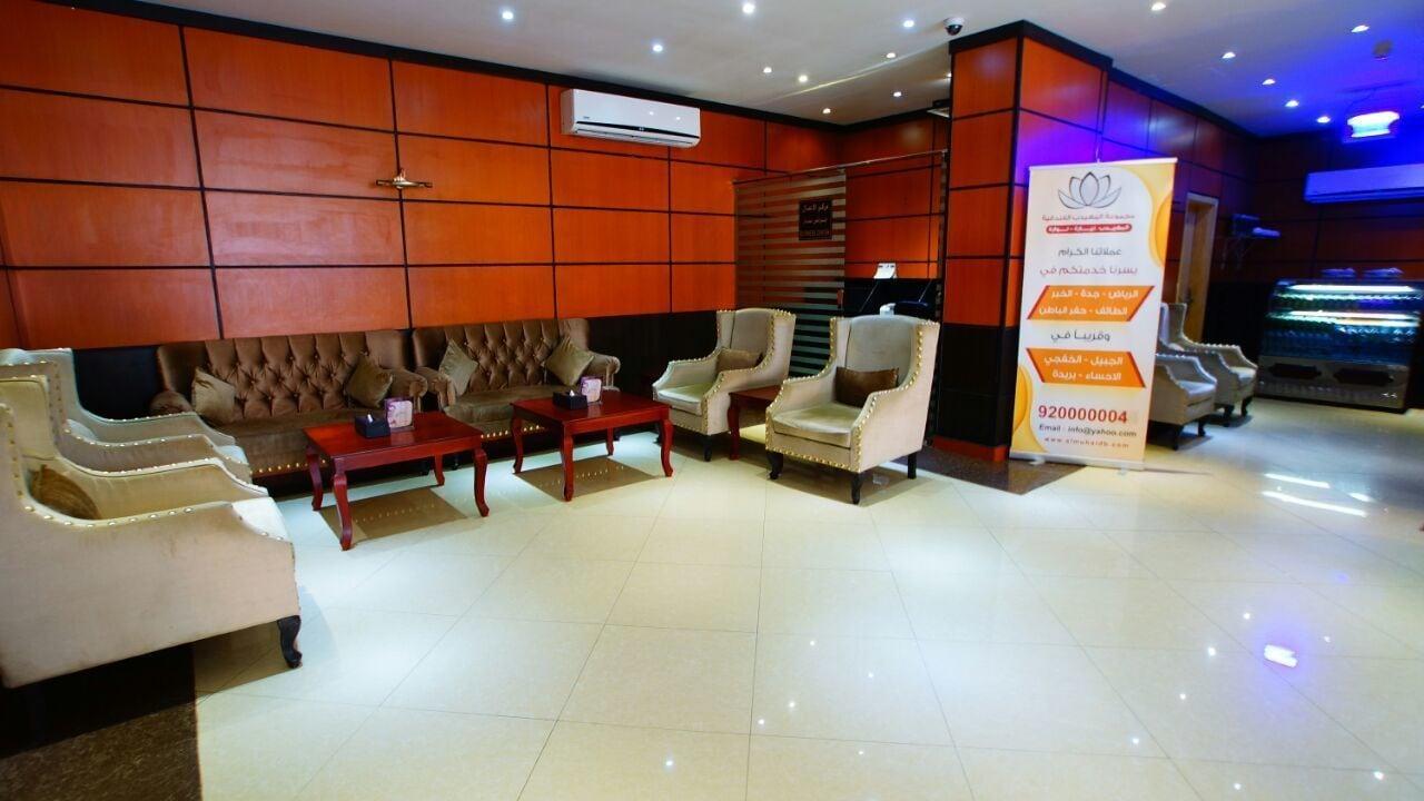 Al Muhaidb Al Takhasosi Suites Riyad Extérieur photo
