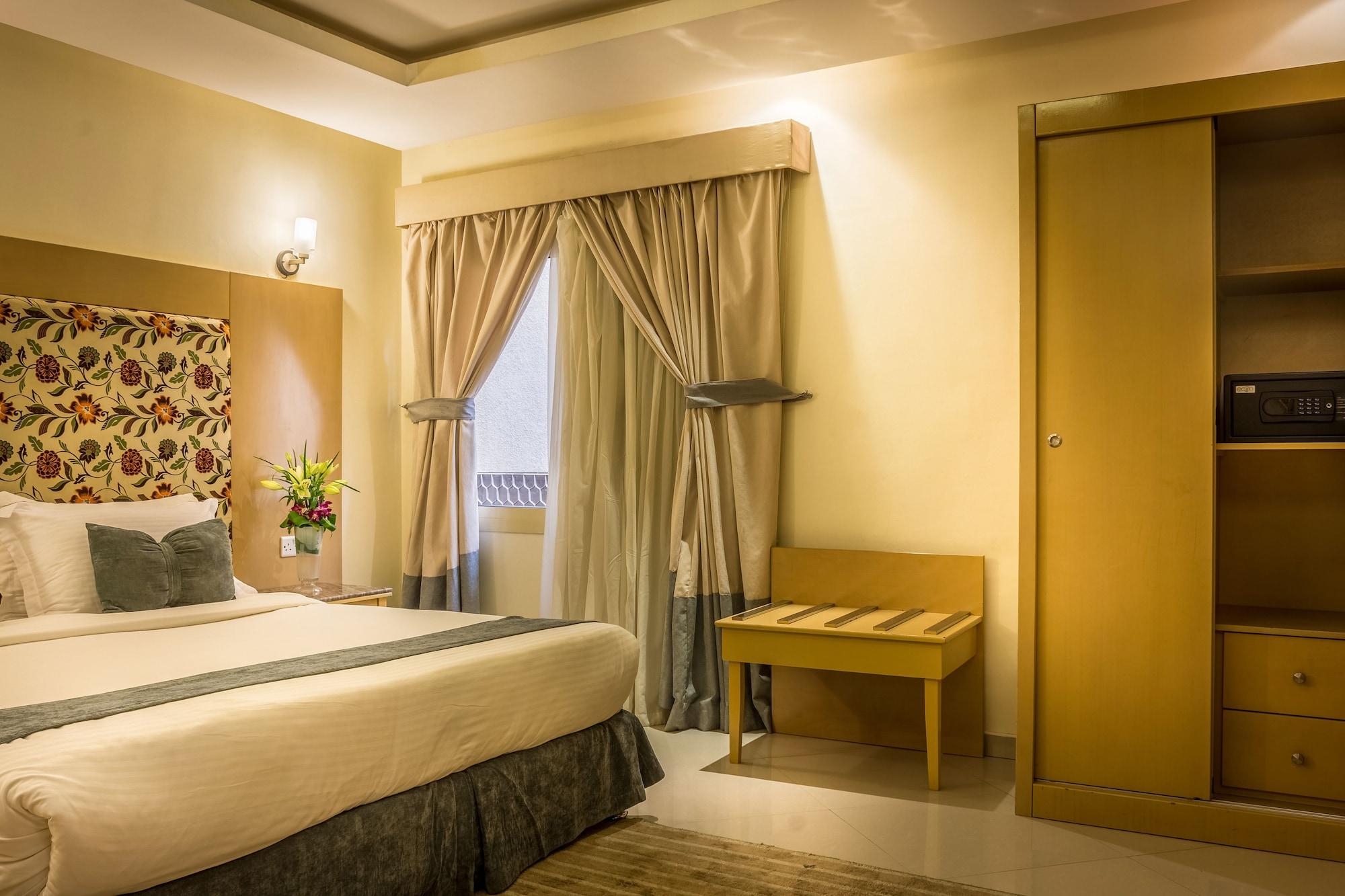 Al Muhaidb Al Takhasosi Suites Riyad Extérieur photo