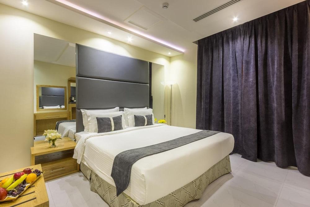 Al Muhaidb Al Takhasosi Suites Riyad Extérieur photo